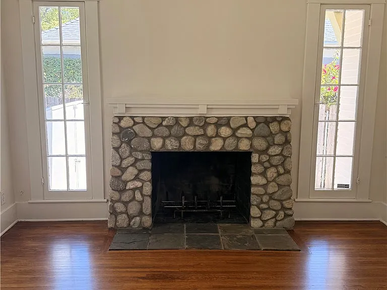 1631 Walworth Ave — Photo 4