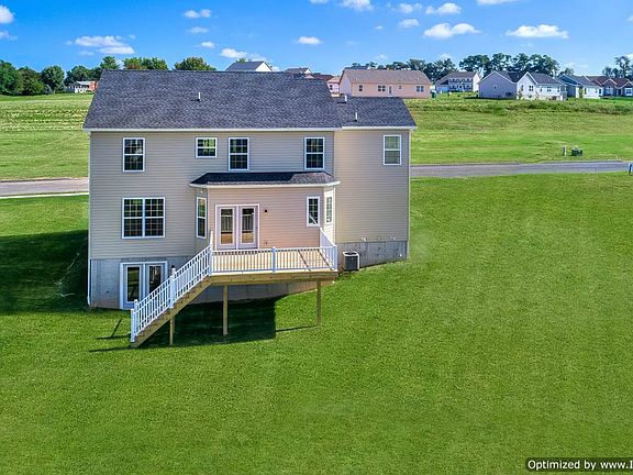 Exterior Rear wDeck and Walk-out Basement