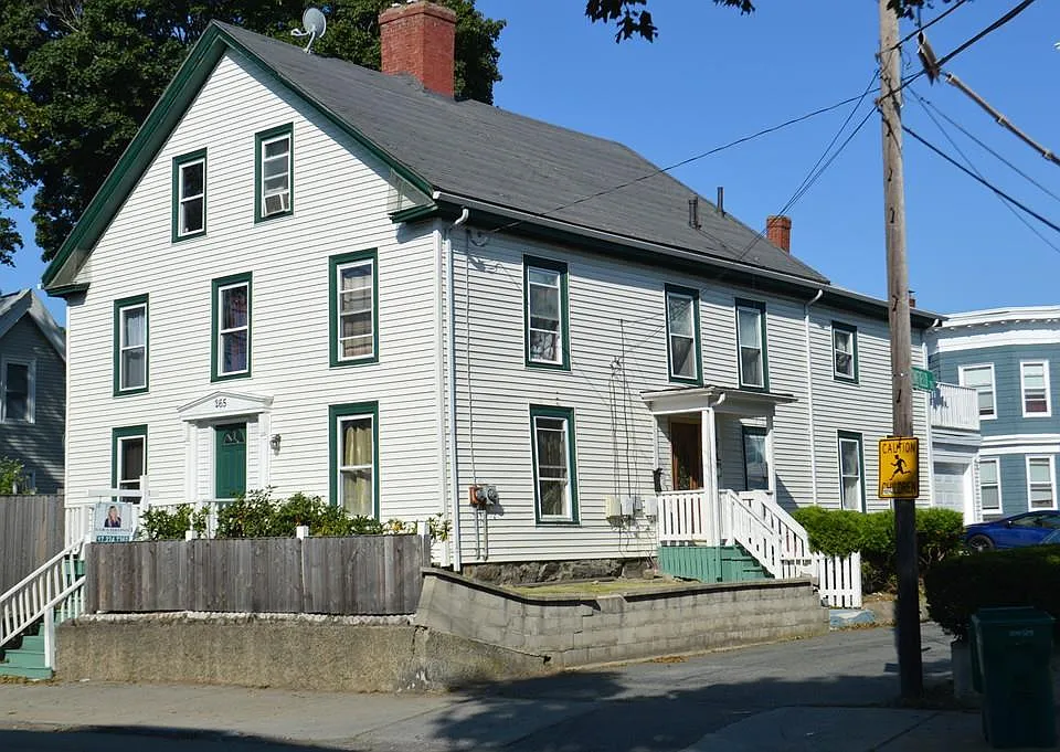 Building Photo