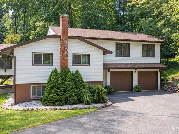 42 Linda Lane, New Fairfield, CT 06812