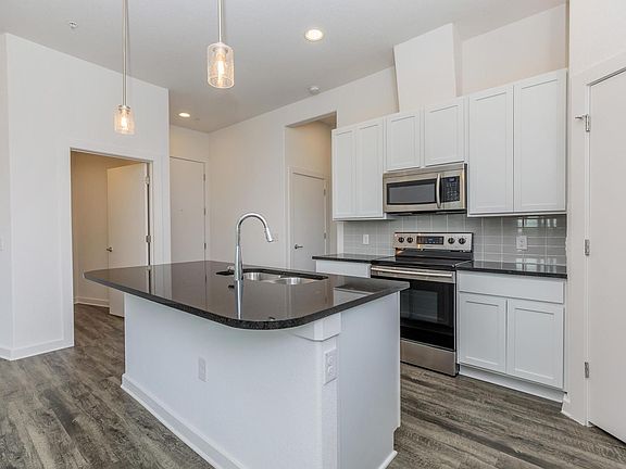 3rd image of 680 Naumann Dr #945d682ca