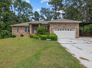208 Golf Course Dr, Crestview, FL 32536