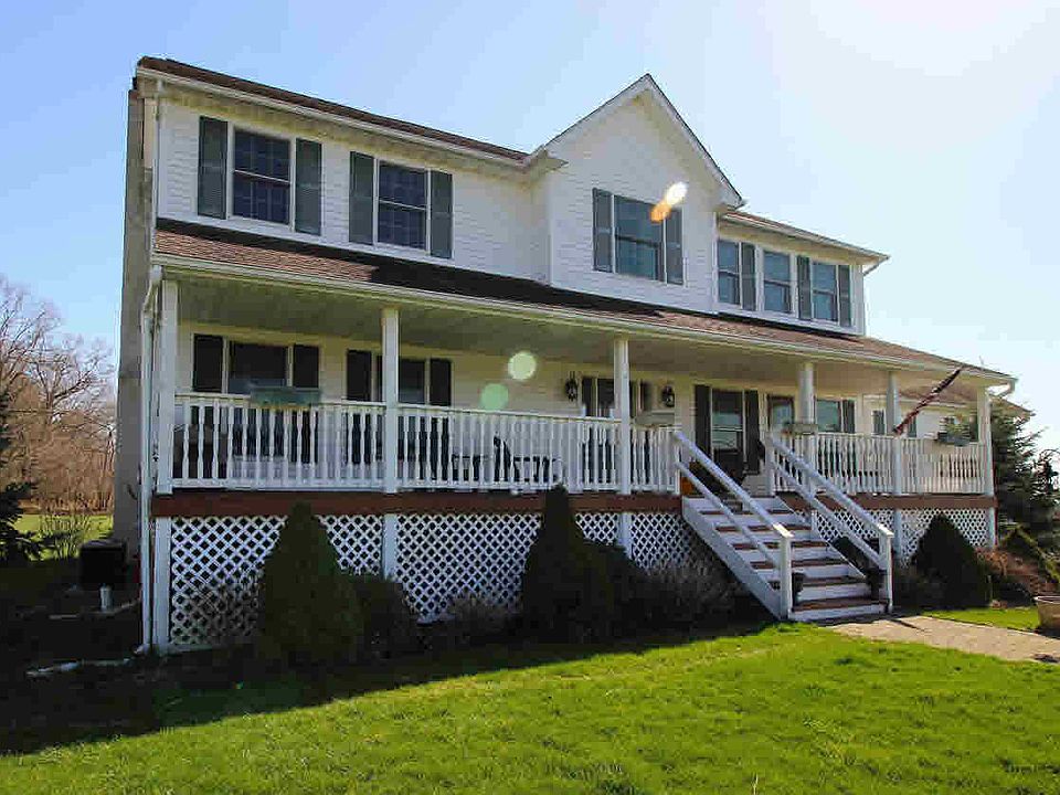 1st image of 23 Dolly Ln