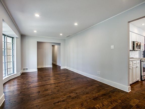 5th image of 10147 Coveridge Dr
