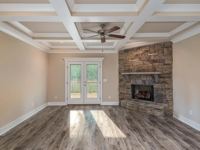 5026 Waterstone Dr — Photo 3