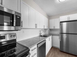Delta Apartments, Peterborough, ON K9J 8B2