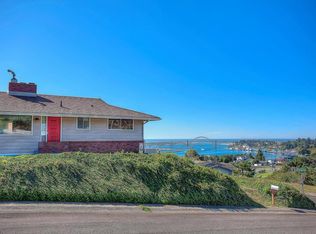 1010 SE 1st St, Newport, OR 97365