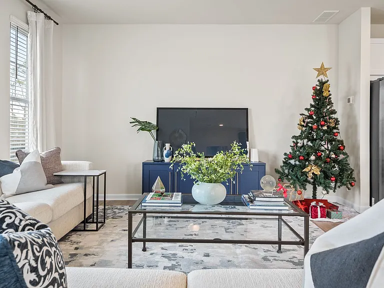 1149 NE Charming Pines Pl — Photo 26