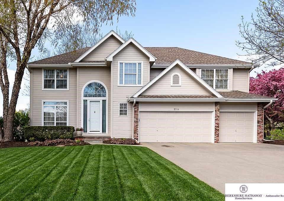 1st image of 5714 S 174th Ave