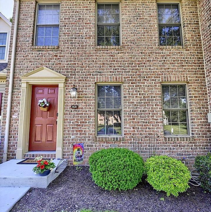 1st image of 1428 Timber Chase Dr