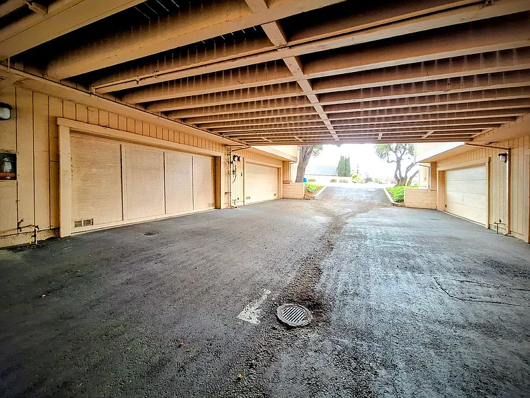 14575 S Bascom Ave — Photo 39