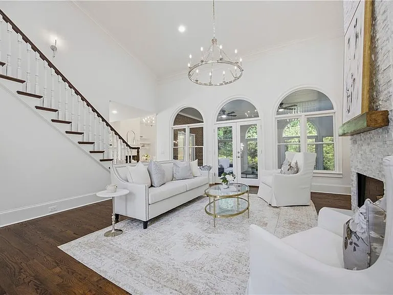 6410 Westchester Pl — Photo 31