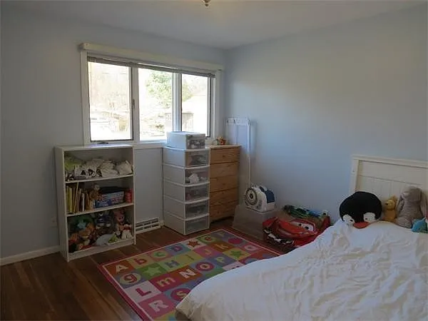 121 Andrew St — Photo 8