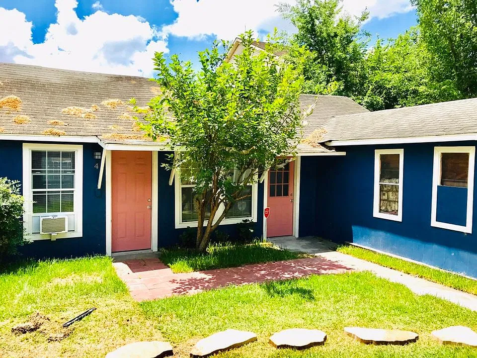806 Kelley St #4