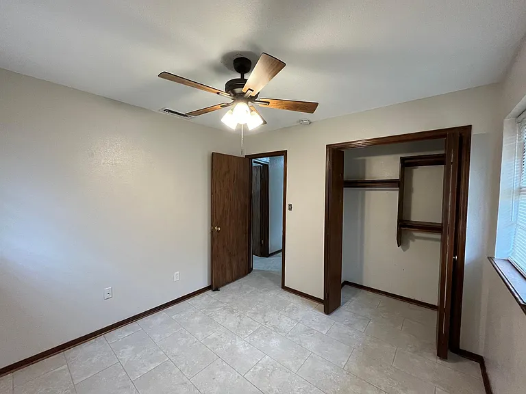 1505 Kingston Rd — Photo 24
