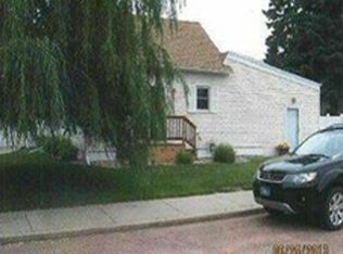 815 W McCabe St, Mitchell, SD 57301