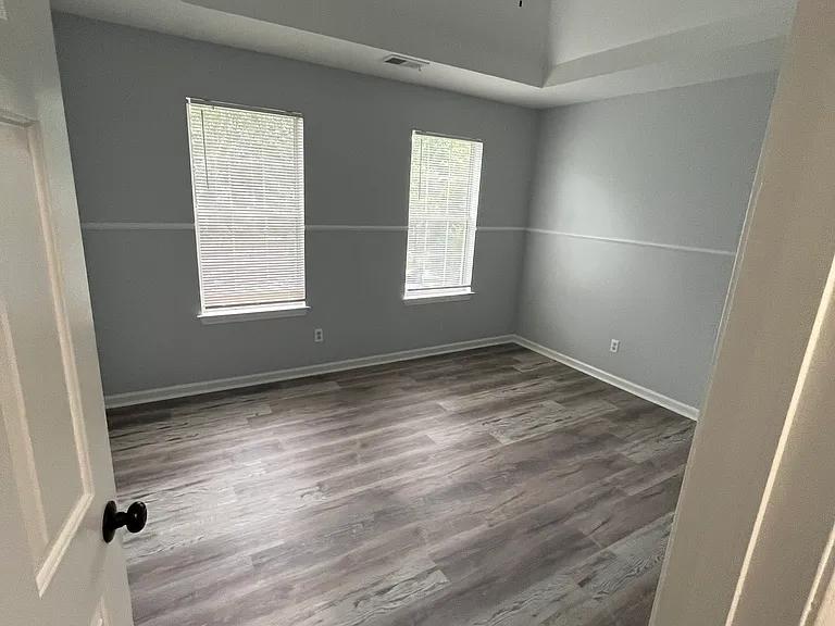 6038 Hitt Lake Ct — Photo 12