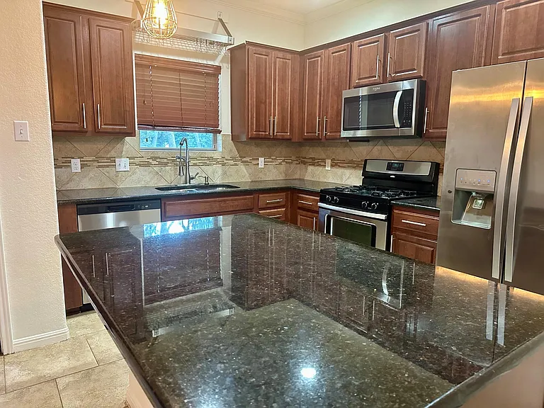 7233 Menchaca Rd #17 — Photo 7