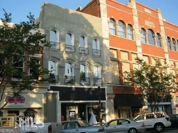 102 N Hill St APT 304, Griffin, GA 30223