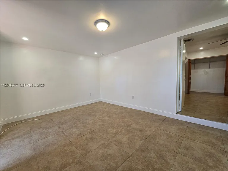 2957 SW 36th Ct #4 — Photo 6