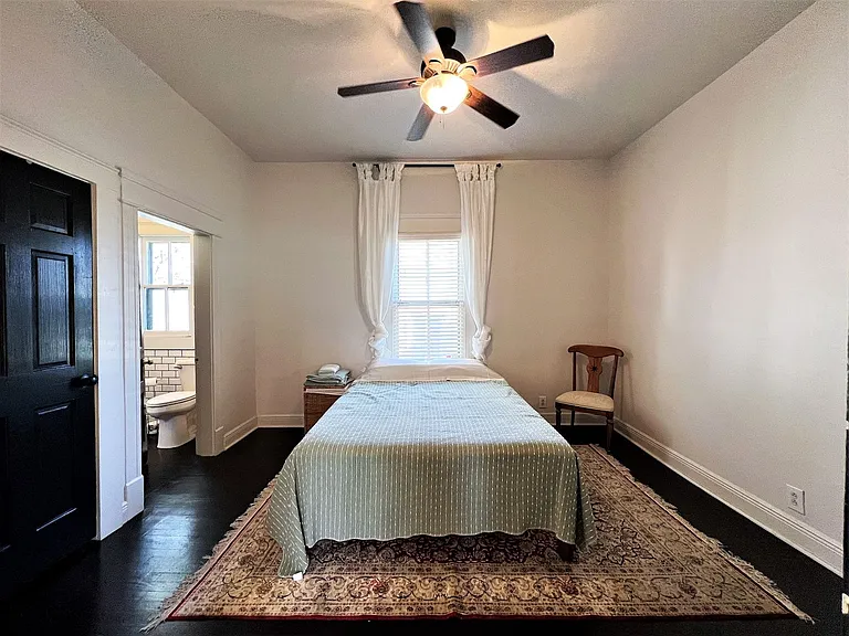 601 Gill Ave — Photo 11