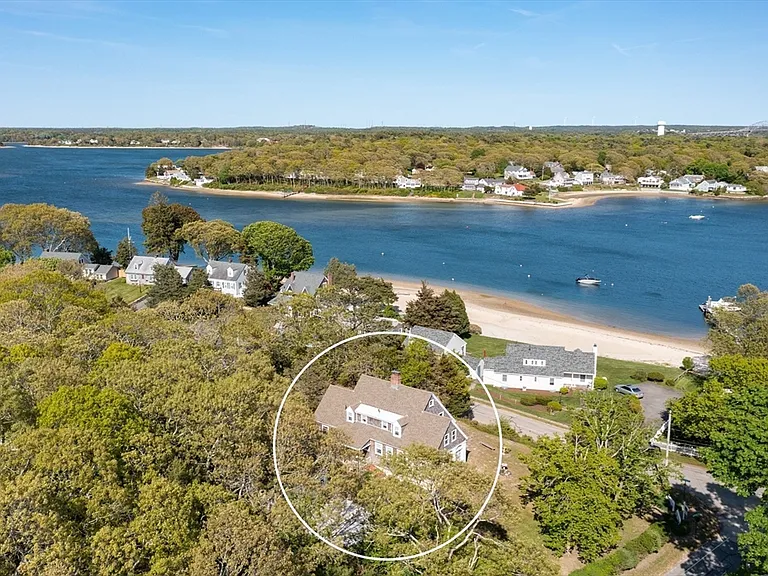16 Jefferson Shores Rd — Photo 33