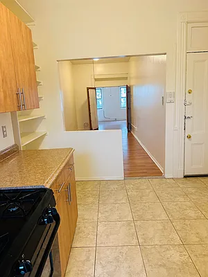 Rented by Modern Spaces | media 12