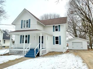 211 N Main St, Reeseville, WI 53579