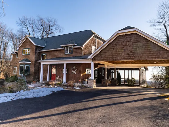32 Split Rail Ln, Eagles Mere, PA 17731