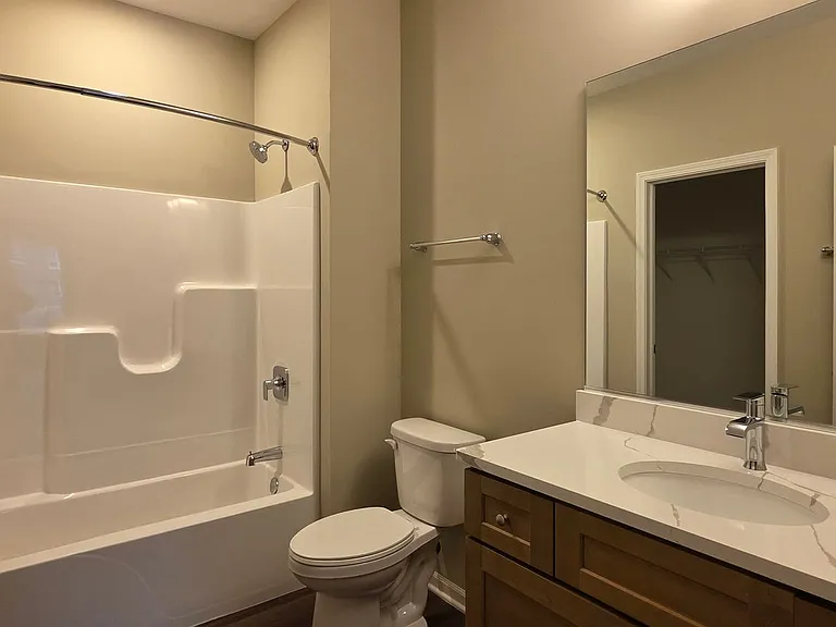 372 Timber Pointe Dr — Photo 16