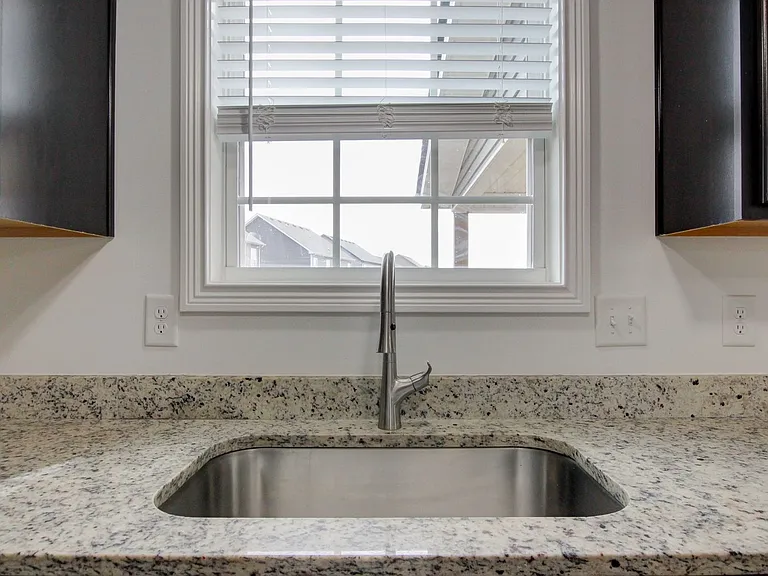 702 Ellie Nat Dr — Photo 56