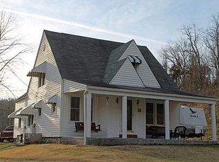 34 Mill St, Reedy, WV 25270