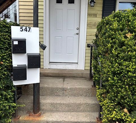 2nd image of 547 Boston Post Rd E APT 2