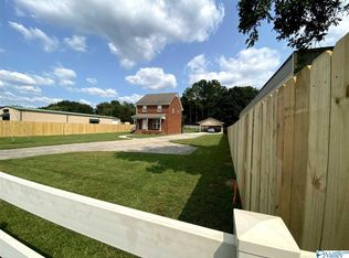 1781 Jeff Rd, Huntsville, AL 35806