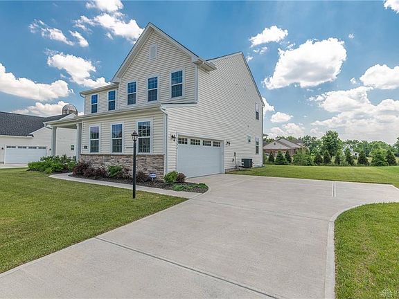3rd image of 2141 Creswell Dr