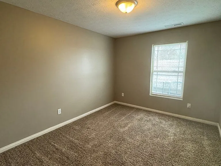 3976 Abraham Ct — Photo 12