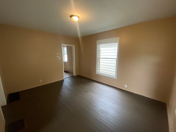 4th image of 517 N Franklin St
