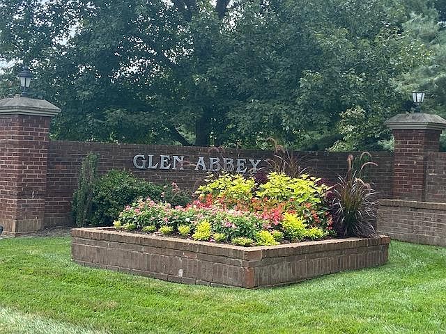 1st image of 506 Glen Abbey Blvd