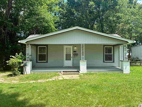 1207 Markham Ave Photo 1
