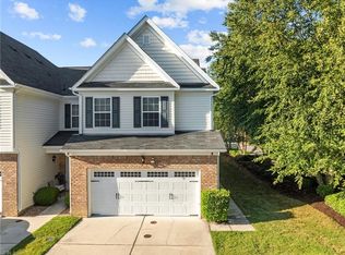 4 Frazier Ct, Hampton, VA 23666