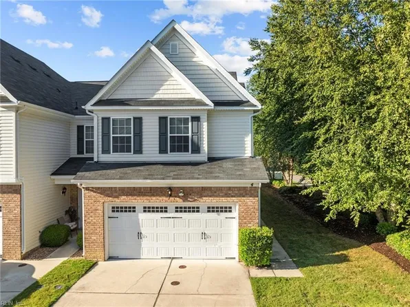 4 Frazier Ct, Hampton, VA 23666