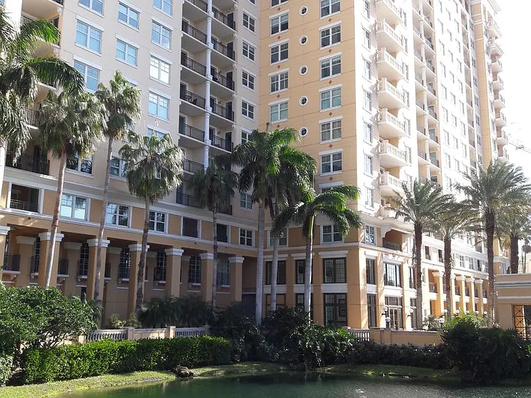 750 N Tamiami Trl #418 — Photo 2