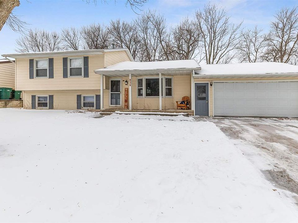 1st image of 836 Dawn Dr