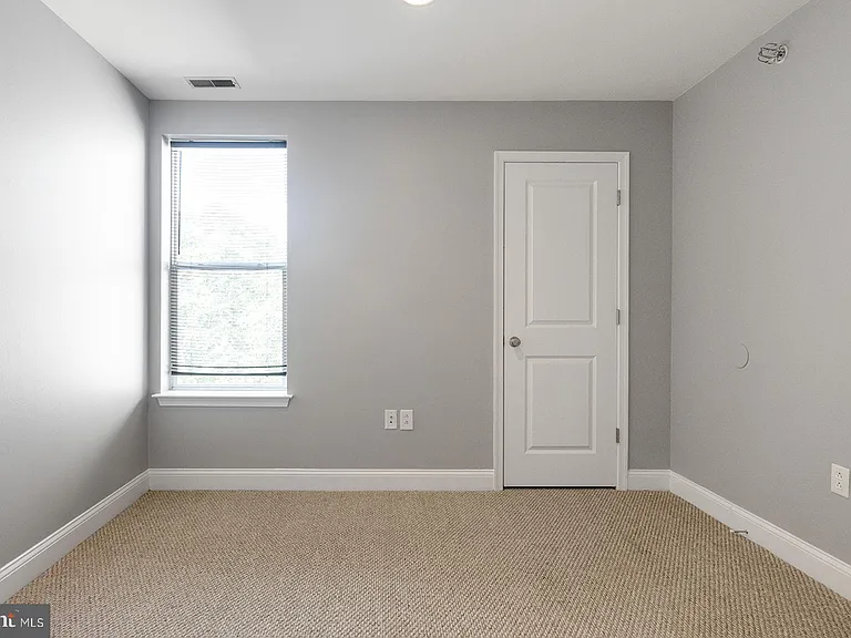 1940 N Gratz St #2 — Photo 18