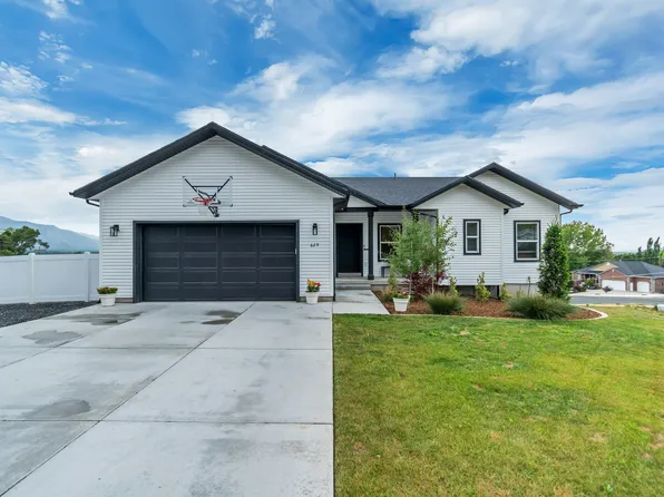 629 W Elberta Dr, Pleasant View, UT 84414