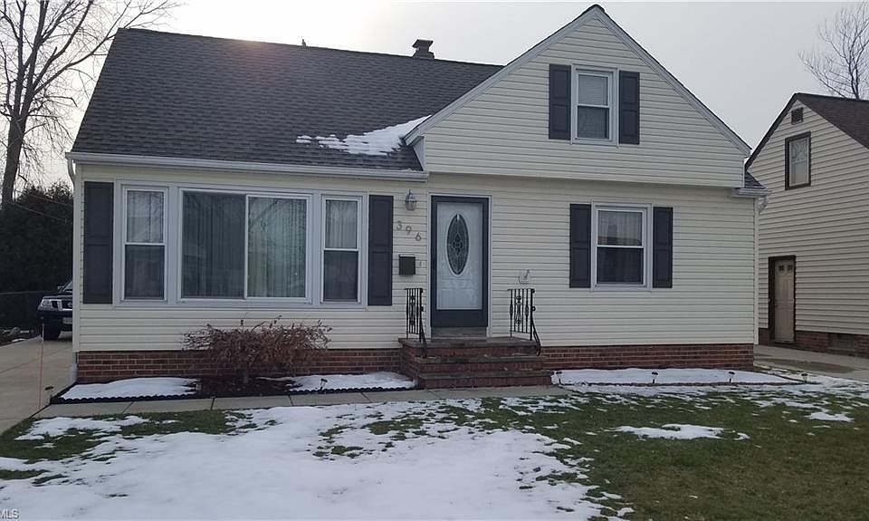 1st image of 396 E 307th St