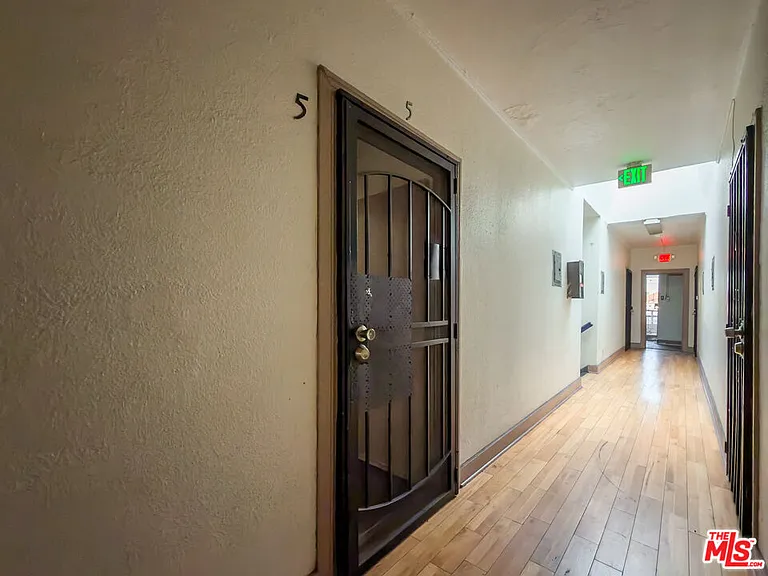 1675 W Martin Luther King Jr Blvd #5 — Photo 11