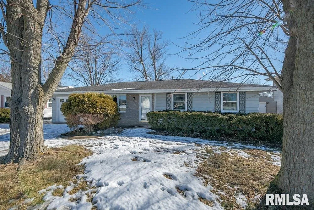 202 Winston Ln photo 1