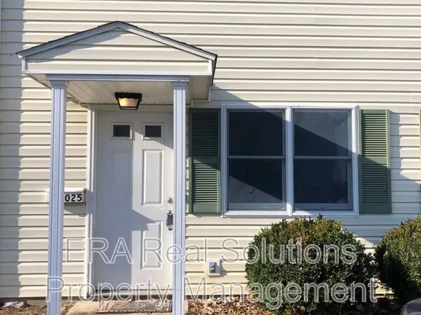 2029 Heritage Dr, Washington Court House, OH 43160