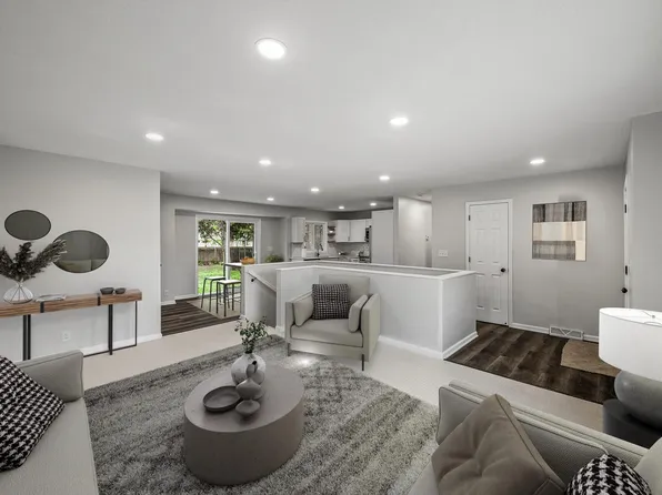 3213 63rd Ave N, Brooklyn Center, MN 55429